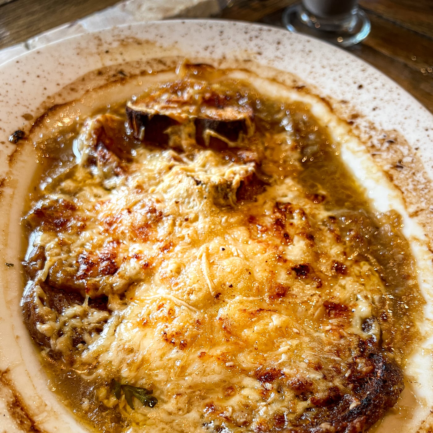French Onion Soup (Soupe à l'Oignon Gratinée with Caramelized Onions and Gruyère Toast)