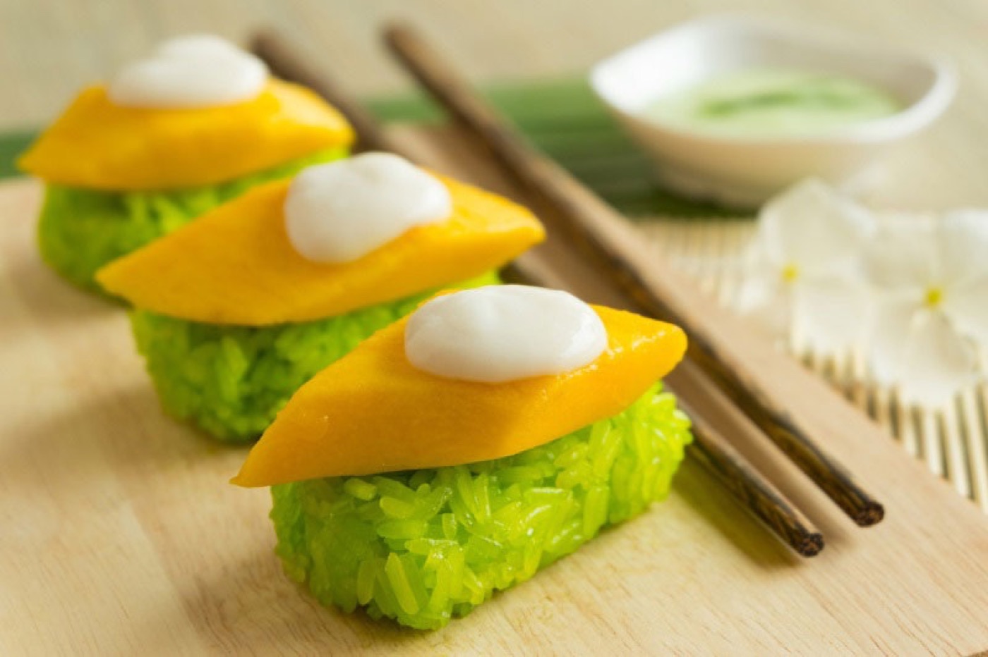 Thai Pandan Sticky Rice (Green Coconut Sticky Rice Recipe)